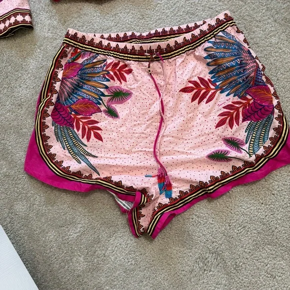 FARM Rio pink linen button up and shorts set (2 pieces) in Macaw Scarf XL - Picture 4 of 13